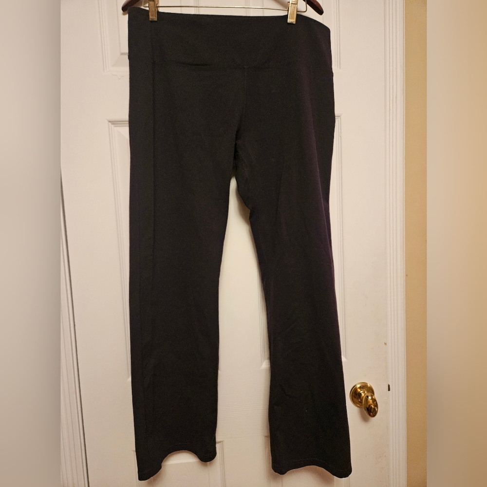 Women's Black Pants - Picture 1 of 4